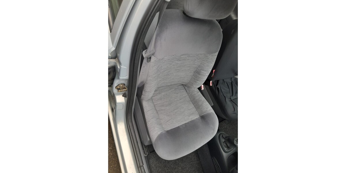 Renault Megane 127.430 km 1.200 &euro; Schwaikheim 71409