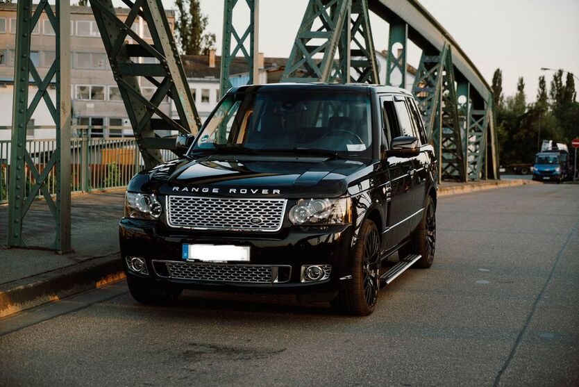 Land Rover Range Rover 212.400 km 22.500 € Frankfurt 60318