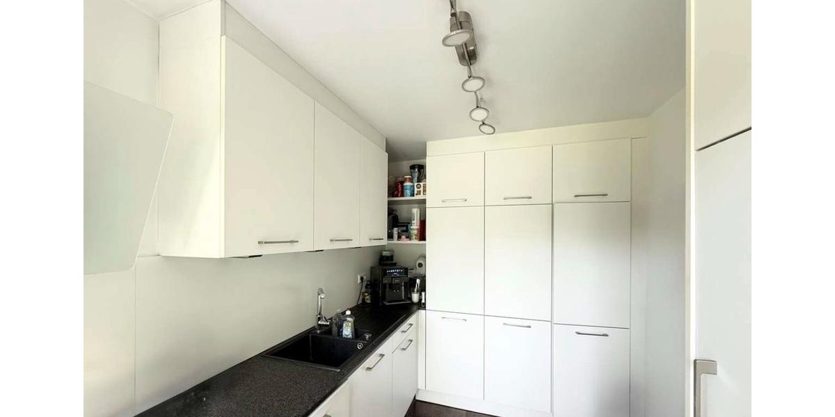 Etagenwohnung Böblingen - 4 Zimmer, 100 m&sup2;, 450.000&euro; | Angebot:26680973