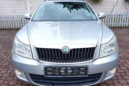 Skoda Octavia 327.000 km 1.900 &euro; Karbach 97842