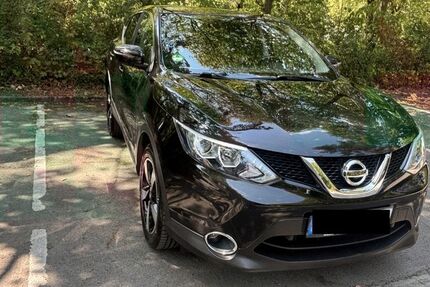 Nissan Qashqai 97.000 km 13.600 &euro; München 81735