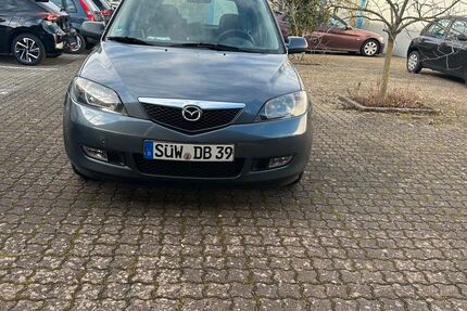 Mazda 2 120.000 km 2.599 &euro; Landau in der pfalz 76829