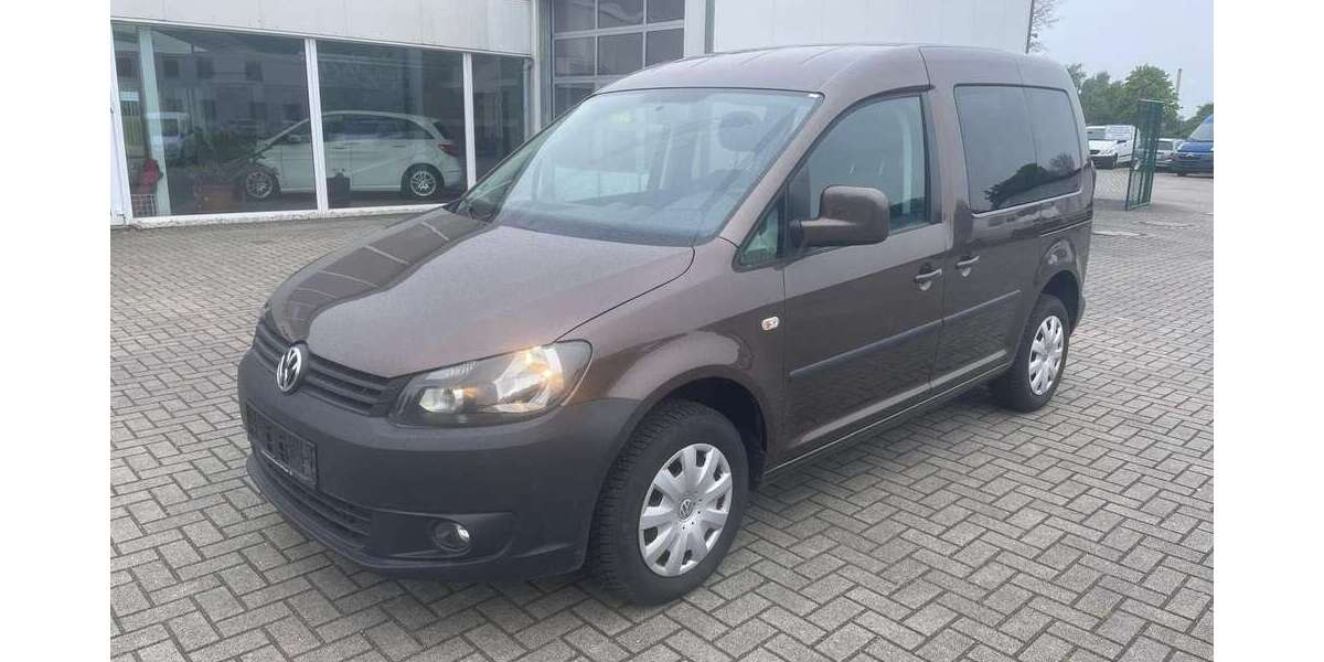 VW Caddy 127.475 km 9.000 &euro; Hohenmölsen bei Leipzig 06679