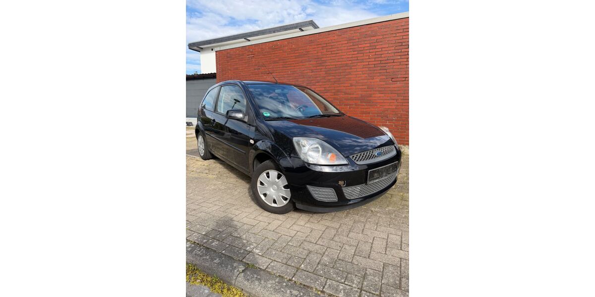 Ford Fiesta 174.000 km 900 &euro; Belm 49191