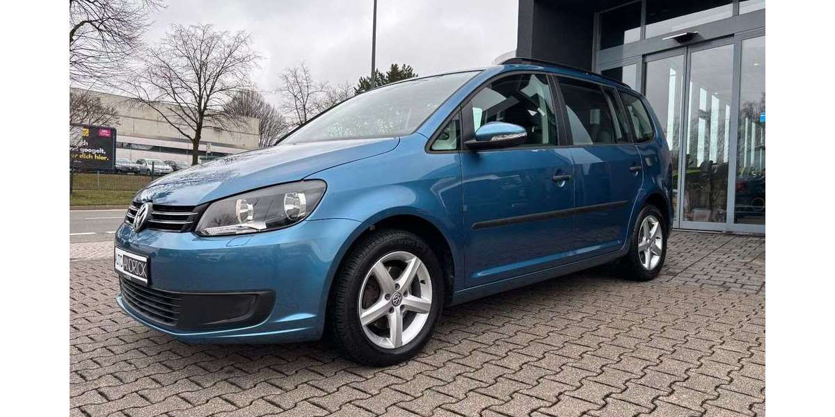 VW Touran 103.400 km 11.990 &euro; Remscheid 42855