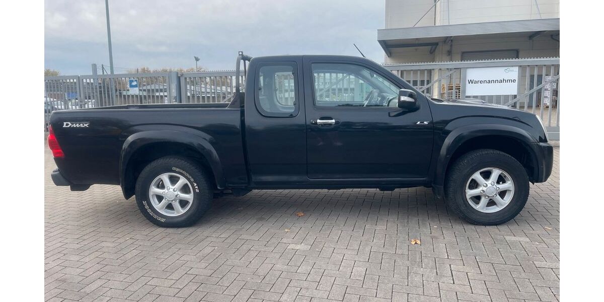 Isuzu D-Max 164.000 km 9.850 &euro; Garbsen 30827