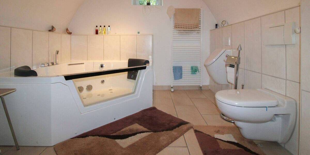 Einfamilienhaus Albstadt Ebingen - 9 Zimmer, 180 m&sup2;, 219.000&euro; | Angebot:26909485