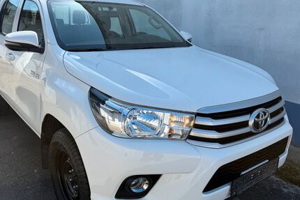 Toyota Hilux 111.020 km 22.999 &euro; Berlin 14059