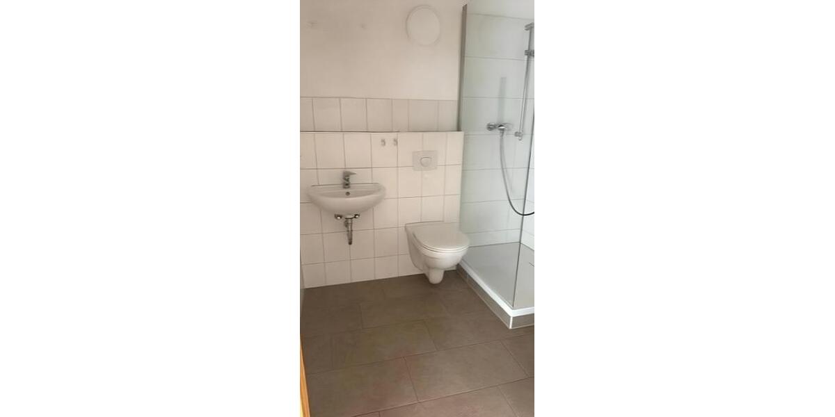 Etagenwohnung Bernsdorf - 3 Zimmer, 60 m&sup2;, 320&euro; | Angebot:26717529