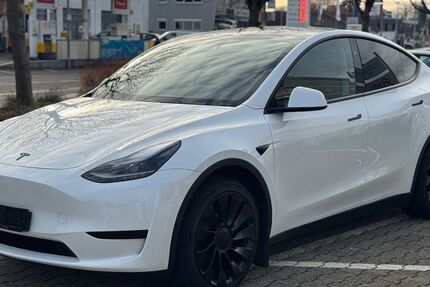 Tesla Model Y 12.900 km 39.900 € Östringen 76684
