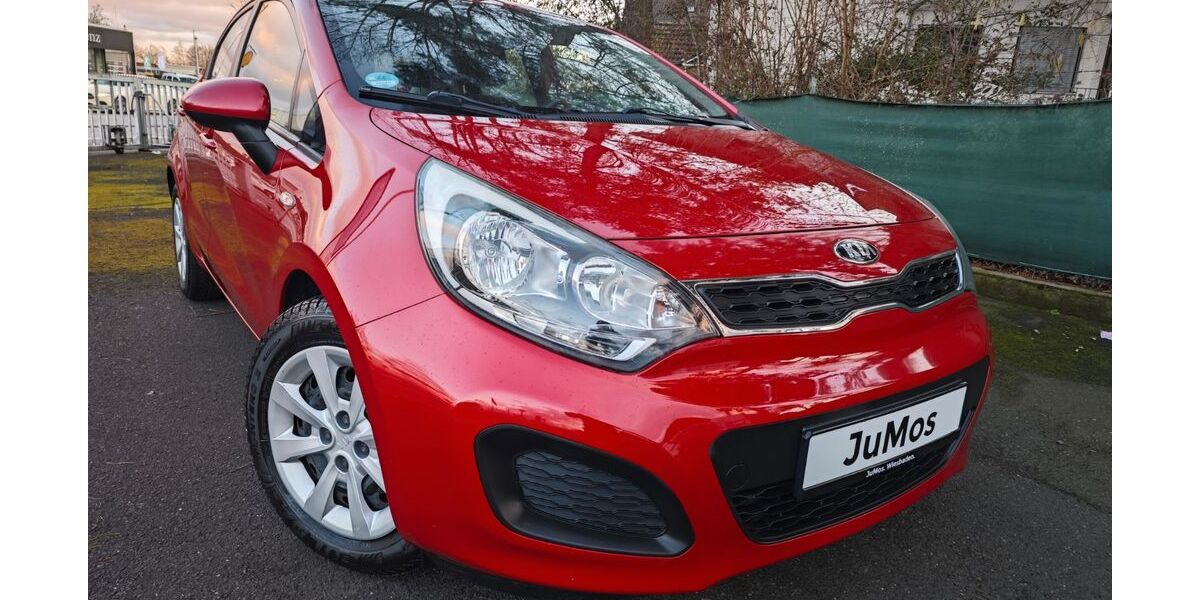 Kia Rio 115.000 km 5.999 &euro; Wiesbaden 55252
