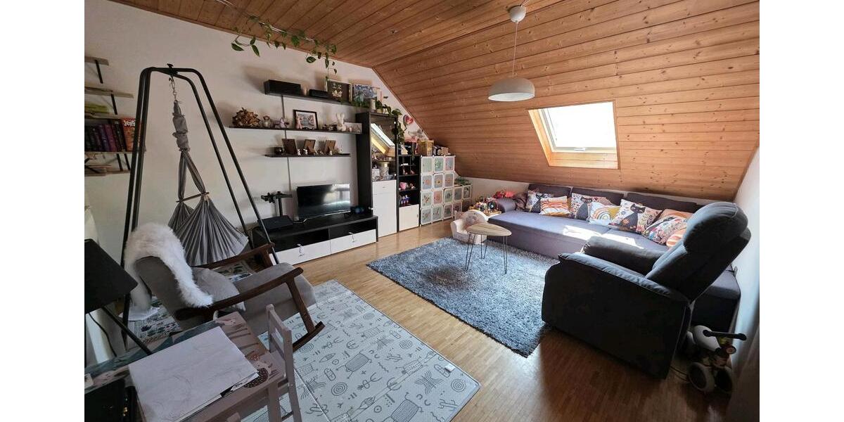 Dachgeschoßwohnung Neutraubling - 2 Zimmer, 52 m&sup2;, 750&euro; | Angebot:26444201