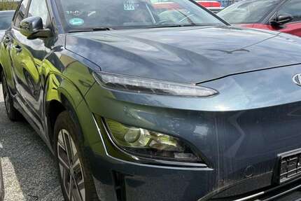 Hyundai KONA 48.981 km 15.500 € Eitorf 53783