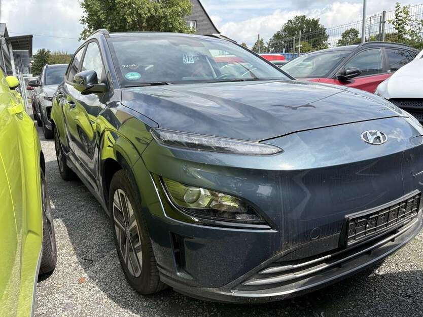Hyundai KONA 48.981 km 15.500 € Eitorf 53783
