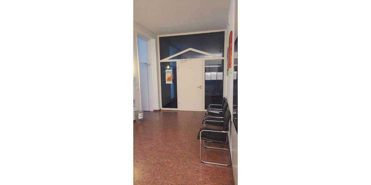 Gewerbeobjekt Pforzheim Nordstadt - 6 Zimmer, 180 m&sup2;, 1.150&euro; | Angebot:25999783