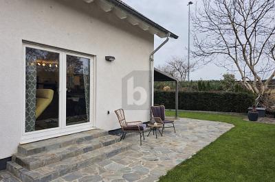 MODERNES WOHNEN TRIFFT GRÜNE OASE - Einfamilienhaus Rielasingen-Worblingen Worblingen | Angebot:26447194