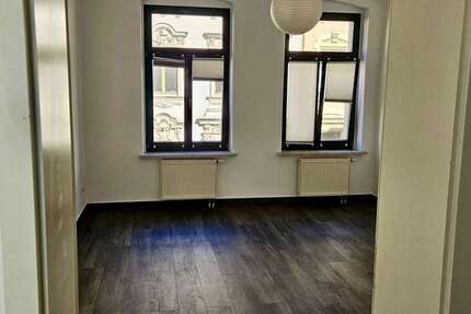 Wohnung zum Mieten in Halle 490 € 56.58 m²