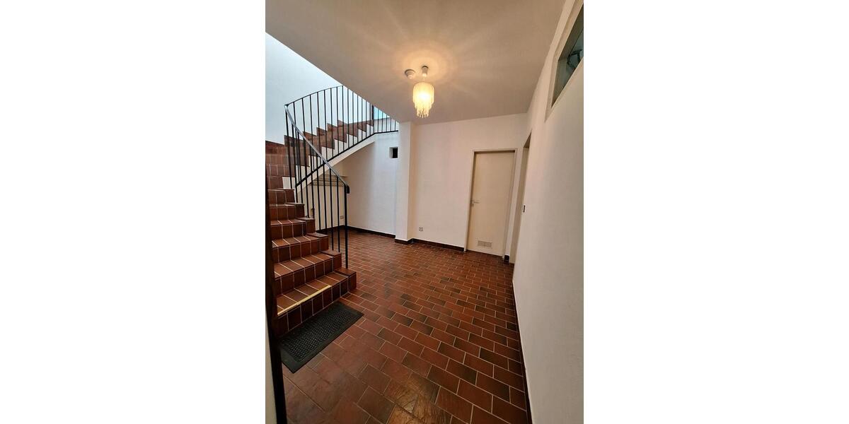 Reihenhaus Konstanz Dettingen-Wallhausen - 5 Zimmer, 155 m&sup2;, 2.850&euro; | Angebot:25409094