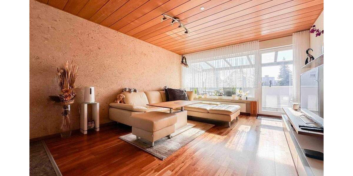 Doppelhaushälfte Nürnberg Schweinau - 8 Zimmer, 179 m&sup2;, 589.000&euro; | Angebot:25476414