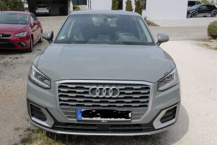 Audi Q2 33.000 km 19.500 € Weidenstetten 89197