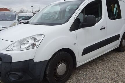 Peugeot Partner 298.808 km 2.700 &euro; Dresden 01219