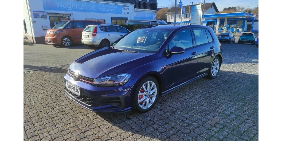 VW Golf VII GTI Performance DSG/NAVI/LED/ACC 90.985 km 20.500 &euro; Höchstenbach 57629