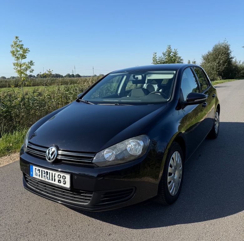 VW Golf 163.000 km 5.350 € Moorrege 25436