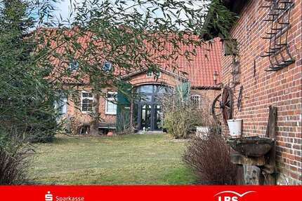 Haus zum Kaufen in Wittenburg 650.000 € 251.53 m²