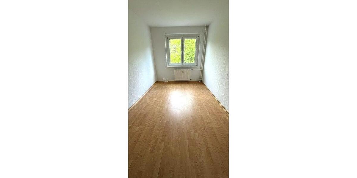 Etagenwohnung Bernsdorf - 3 Zimmer, 60 m&sup2;, 320&euro; | Angebot:26717529