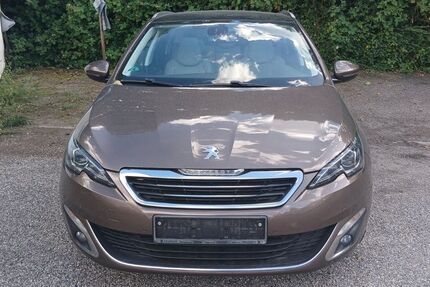 Peugeot 308 278.000 km 2.400 &euro; FREIBURG 79114