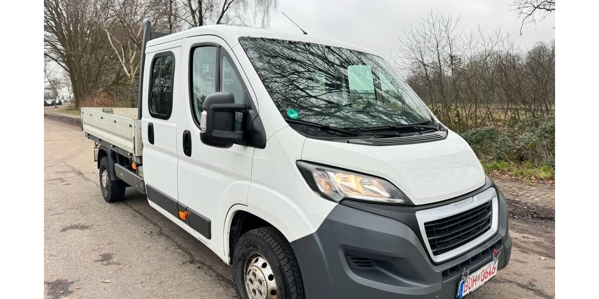 Peugeot Boxer 215.000 km 11.000 € Isselburg 46419