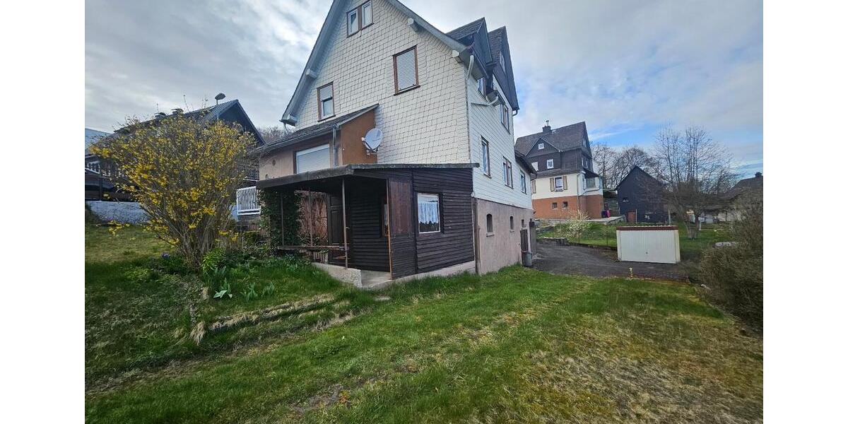 Einfamilienhaus Eschenburg - 6 Zimmer, 110 m&sup2;, 850&euro; | Angebot:26406902