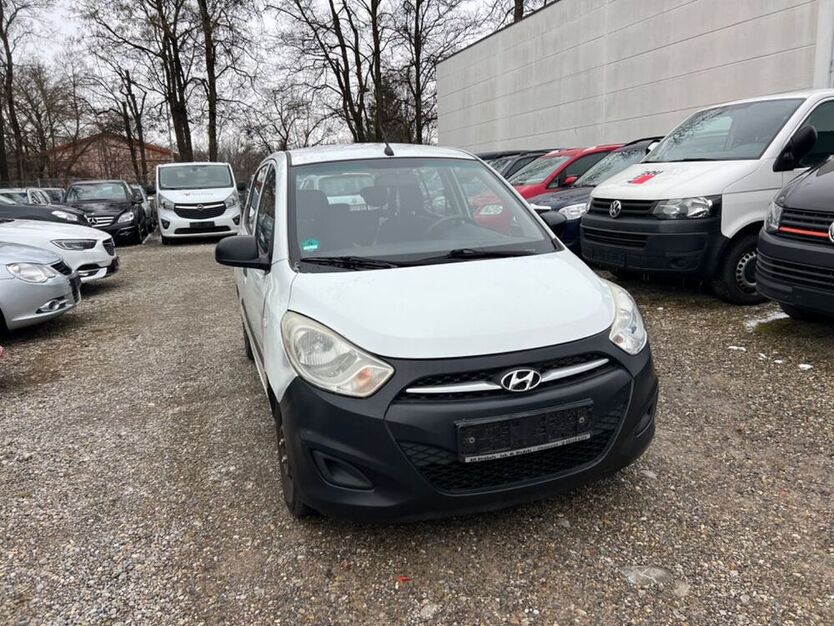 i10