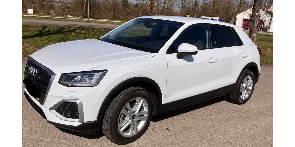 Audi Q2 12.000 km 23.900 &euro; Oberstimm 85077