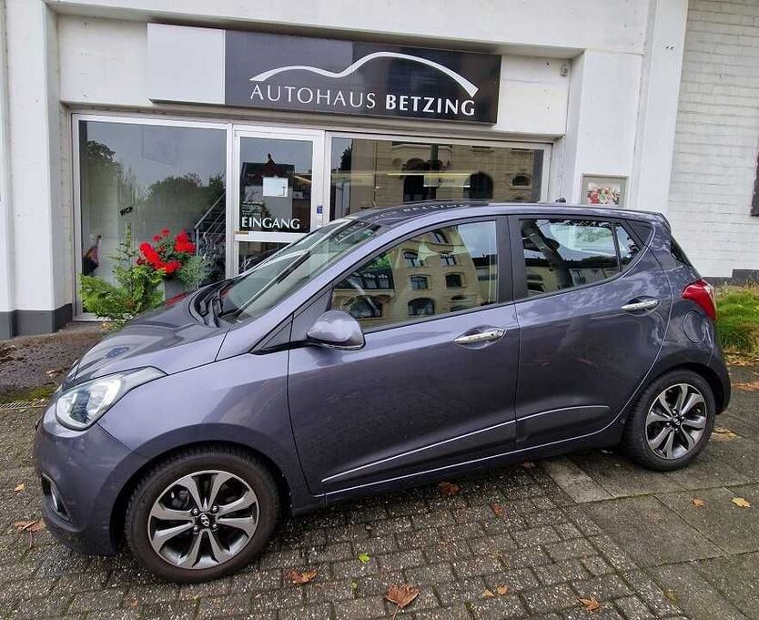 i10