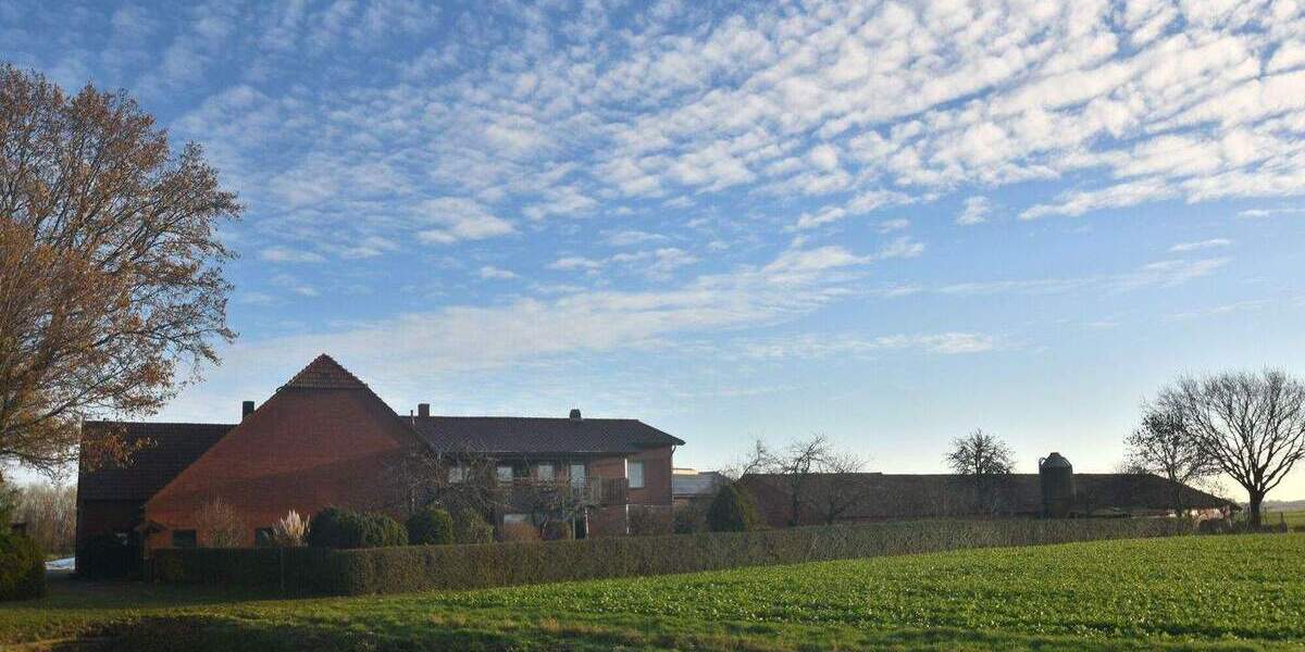 Mehrfamilienhaus, Wohnhaus Wagenfeld / Ströhen Ströhen - 8 Zimmer, 240 m&sup2;, 435.000&euro; | Angebot:25736482