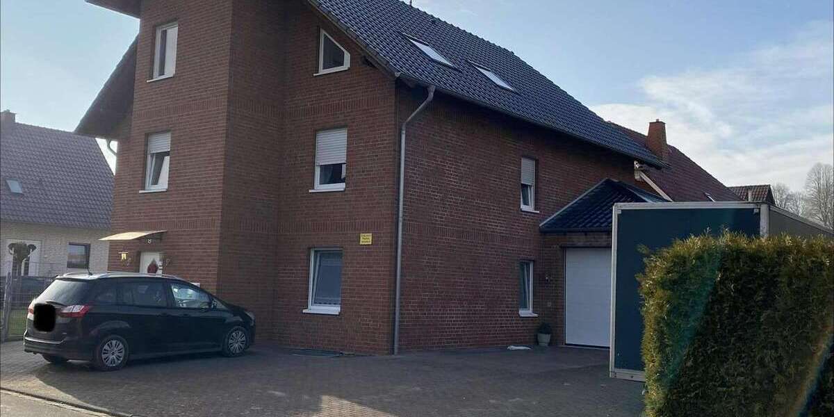 Einfamilienhaus Brakel - 11 Zimmer, 280 m&sup2;, 500.000&euro; | Angebot:25301048
