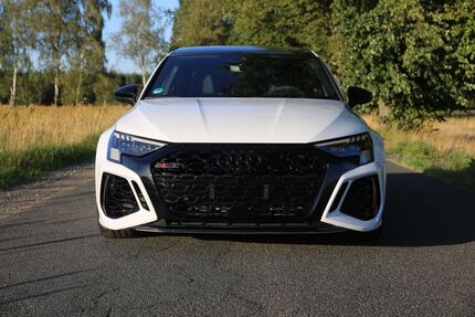 Audi RS3 33.000 km 59.800 &euro; Velpke 38458