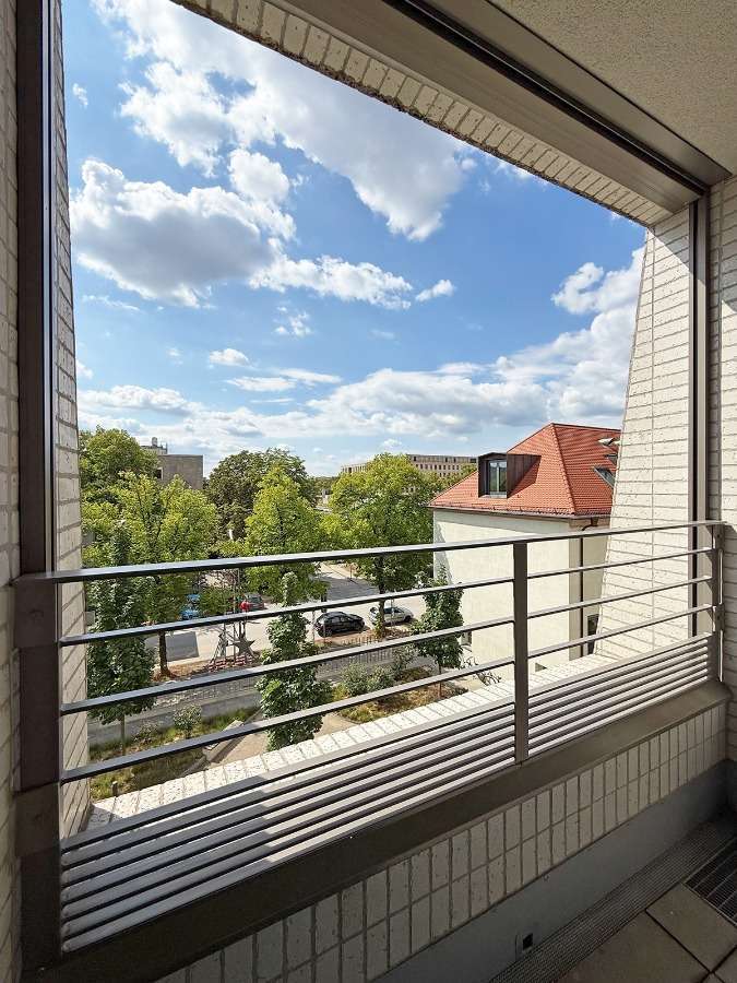 Wohnung zum Mieten in München 2.983 € 93 m²