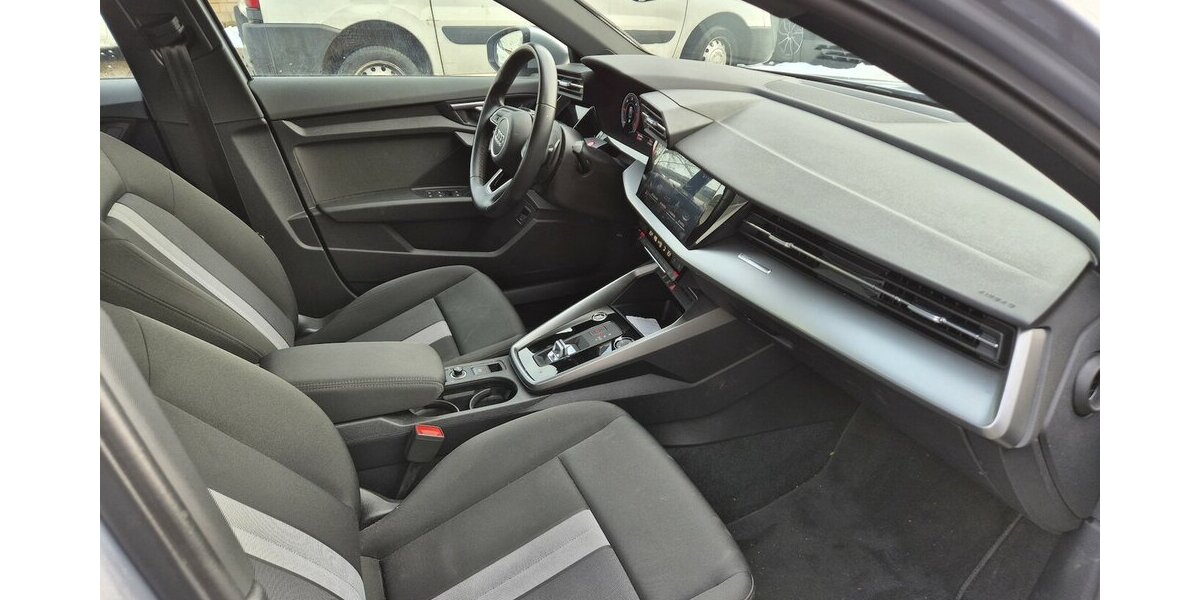 Audi A3 35 TDI advanced Rückfahrkamera, Virtual Cockpit 106.600 km 17.990 &euro; Rodgau 63110
