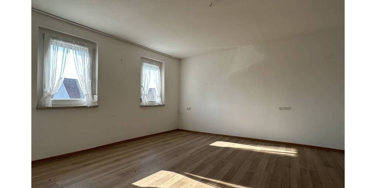 Einfamilienhaus Rottweil / Zepfenhan Zepfenhan - 7 Zimmer, 158 m&sup2;, 195.000&euro; | Angebot:26157441
