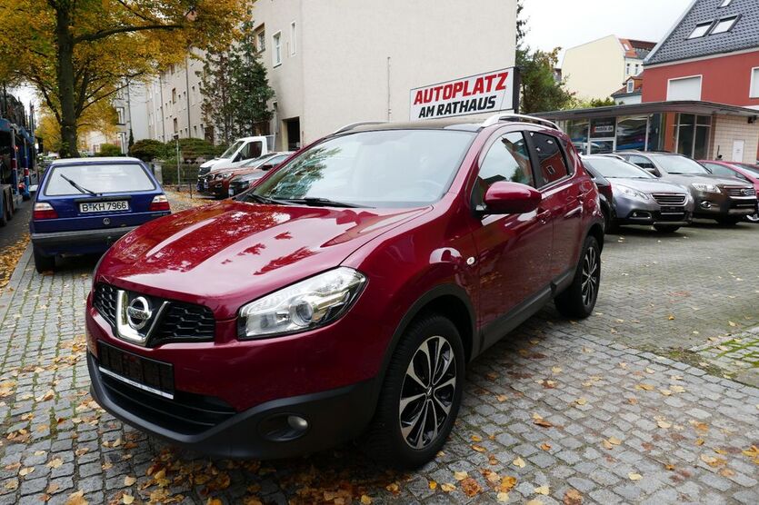 Nissan Qashqai 106.245 km 8.950 € Berlin-Tempelhof 12105