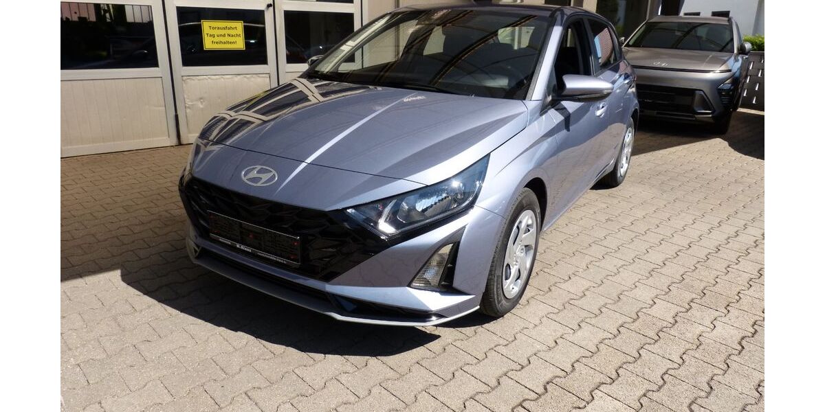 Hyundai i20 7.390 km 18.900 &euro; Stadtbergen 86391