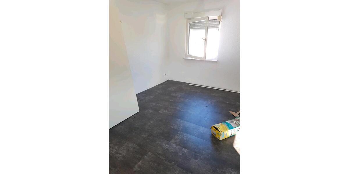 Dachgeschoßwohnung Stuttgart Neuwirtshaus - 3 Zimmer, 56 m&sup2;, 1.050&euro; | Angebot:24886418