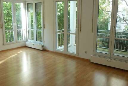Wohnung Reutlingen - 1 Zimmer, 34 m&sup2;, 590&euro; | Angebot:24977428