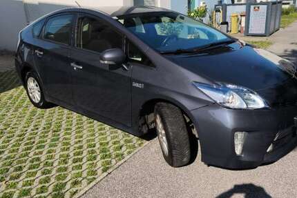 Toyota Prius 155.295 km 9.000 € Sternenfels 75447