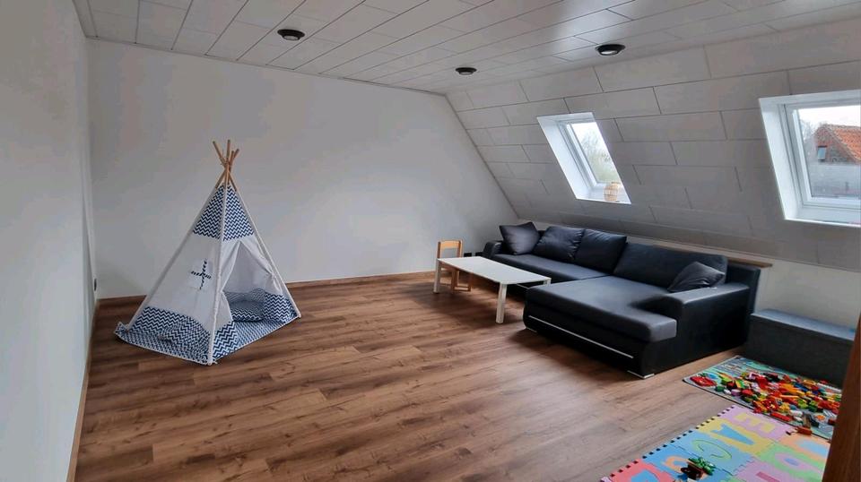 Dachgeschoßwohnung Oyten - 5 Zimmer, 165 m&sup2;, 359.000&euro; | Angebot:26056401