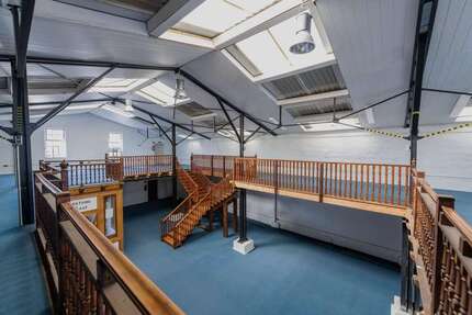 Halle in Bergheim-Rheidt 545.000 € 600 m²