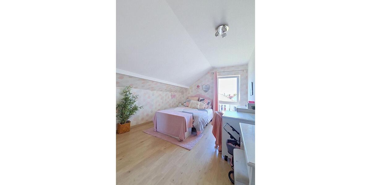 Einfamilienhaus Kleinblittersdorf - 6 Zimmer, 182 m&sup2;, 516.000&euro; | Angebot:27300092