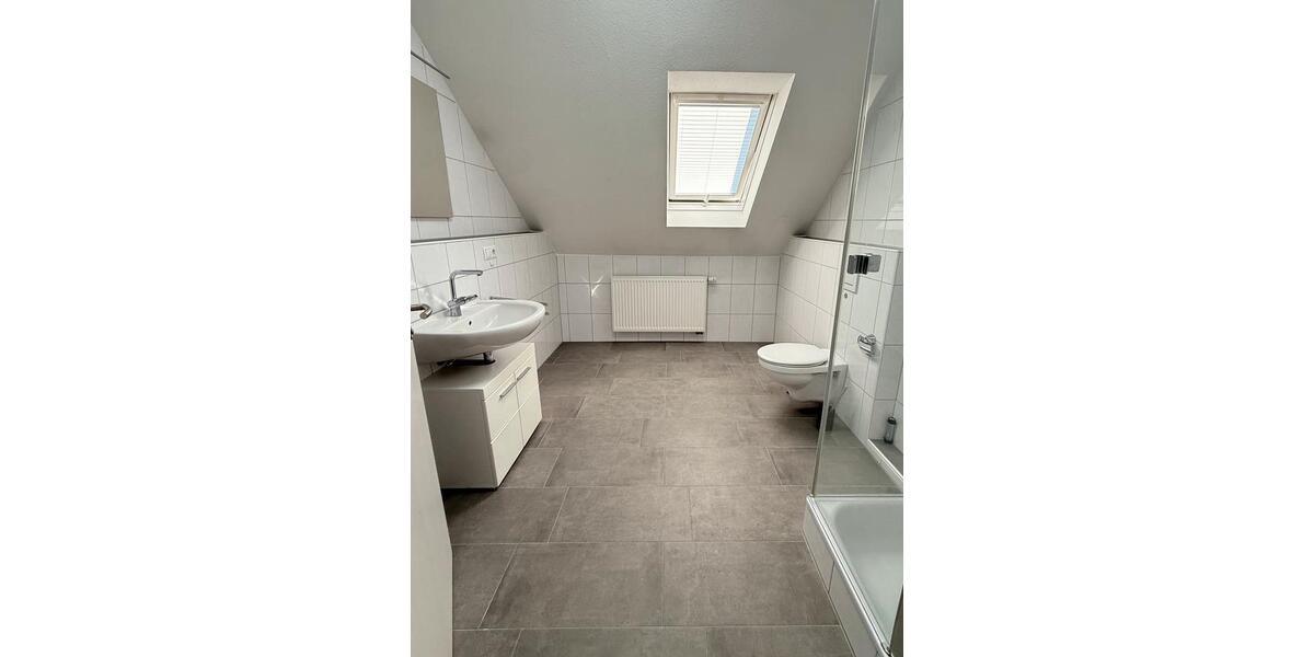 Etagenwohnung Friesoythe - 3 Zimmer, 100 m&sup2;, 750&euro; | Angebot:26691600